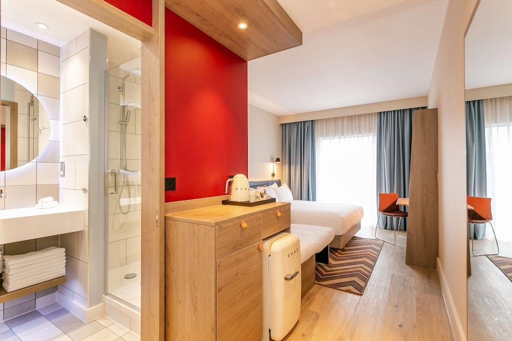 Hampton By Hilton Blackburn Blackburn  Exterior photo